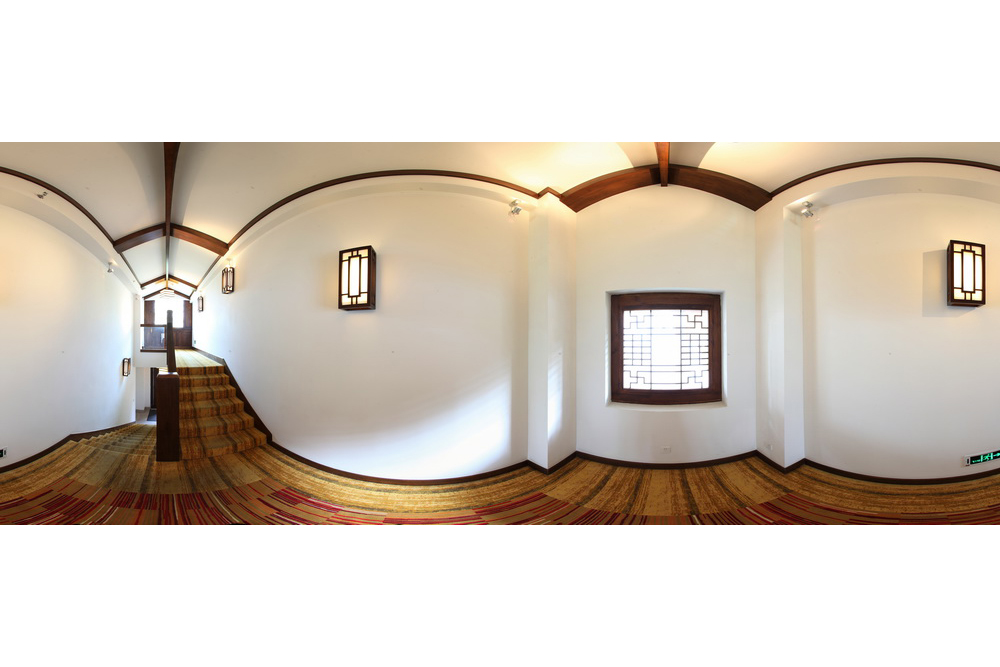 716e08d5-99d9-4a30-b428-ef2212f810bd.jpg
